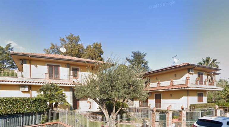 Villa in vendita a Trecastagni