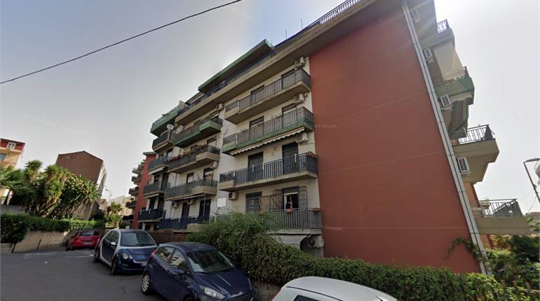 Appartam 4 vani Acquedotto Greco + n. 3 Posti auto