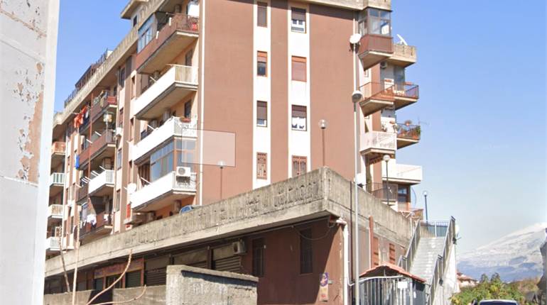 Appartamento 3 vani in  Via A. Locatelli n. 13/C