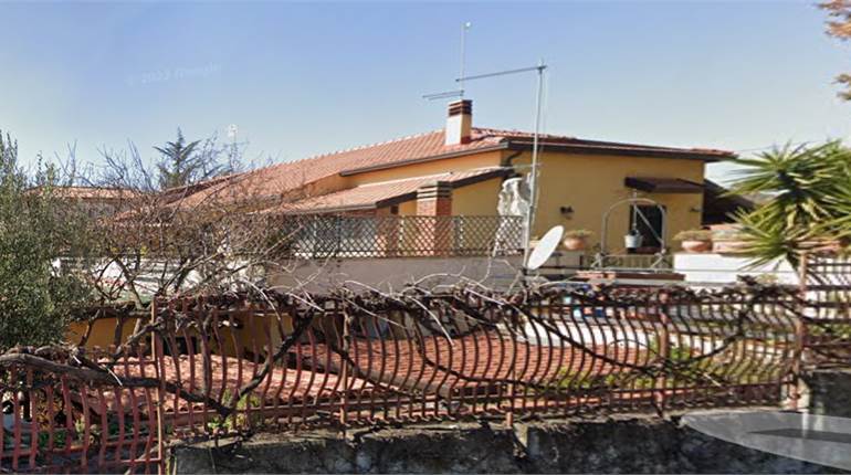 ABITAZIONE IN VILLINI