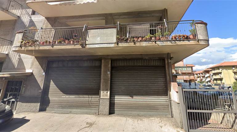 Appartamento in vendita a Aci Catena