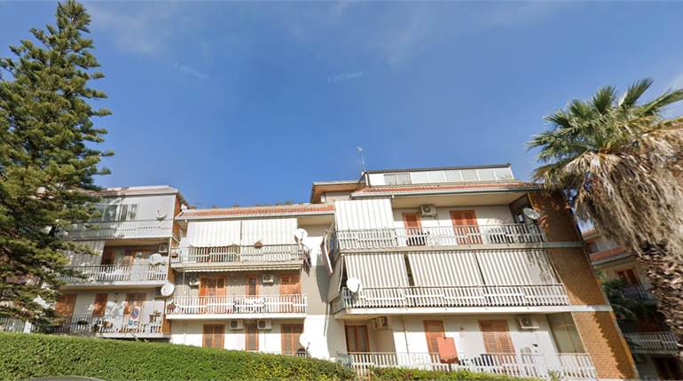 Appartamento in vendita a Aci Catena