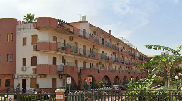 Appartamento in vendita a Giardini Naxos