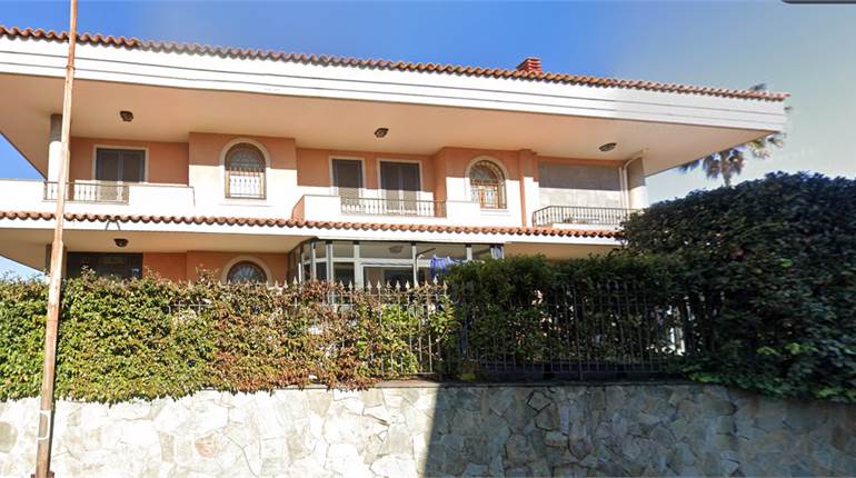 Appartamento in vendita a Acireale