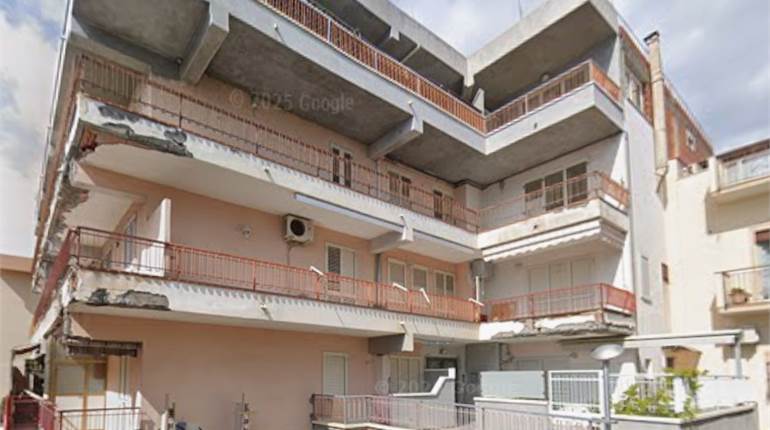 Appartamento in vendita a Roccalumera