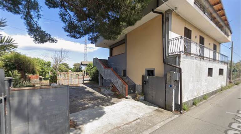 Appartamento in vendita a Acireale